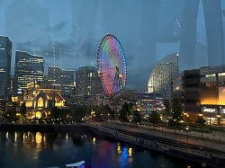 横浜
