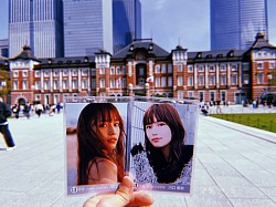 川口春奈×東京駅